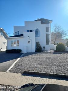 1322 Ocean Avenue