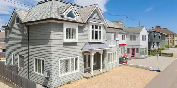 26 N Surf Road