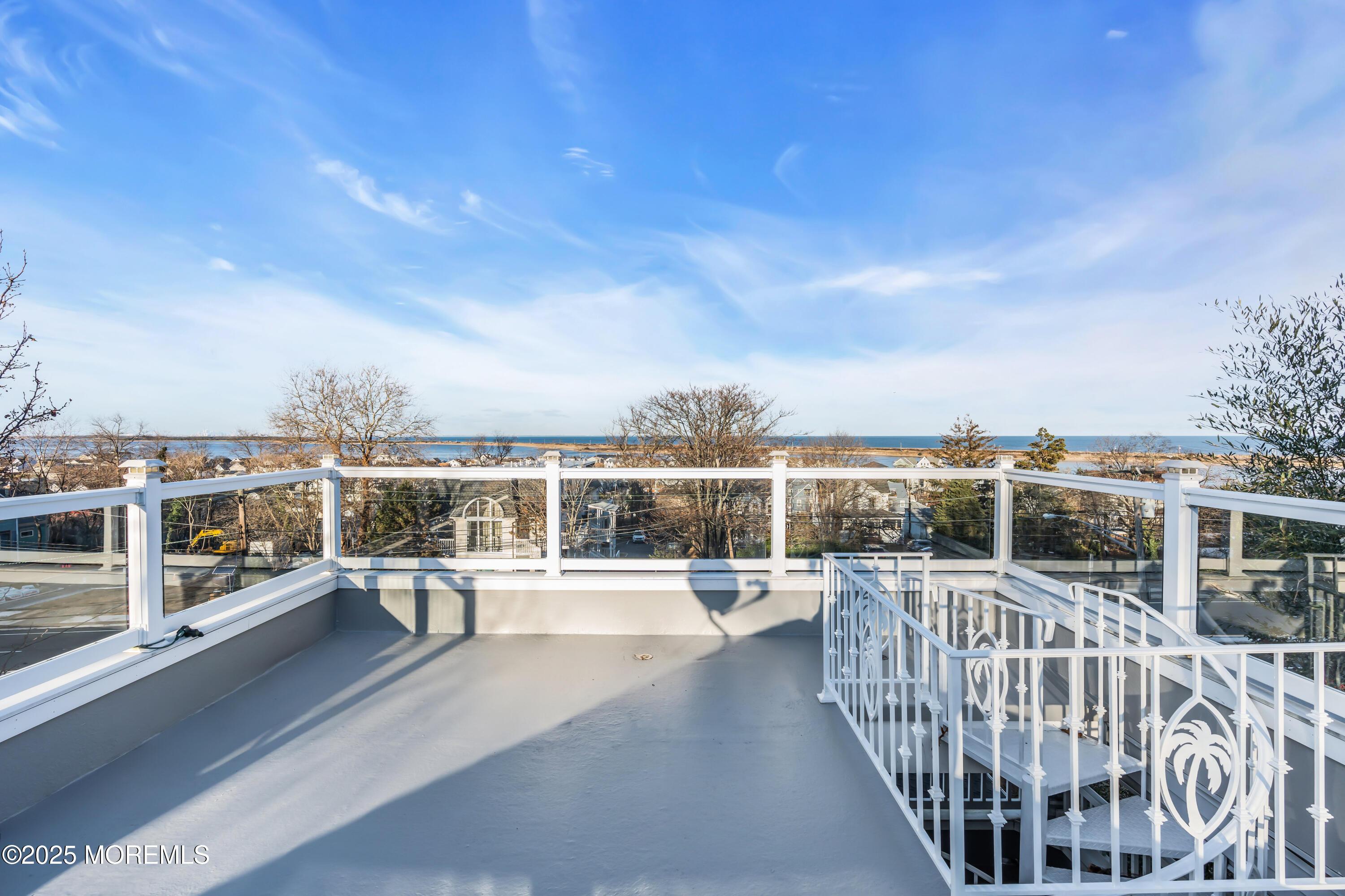 Image 4: dsc08449_264rw_55