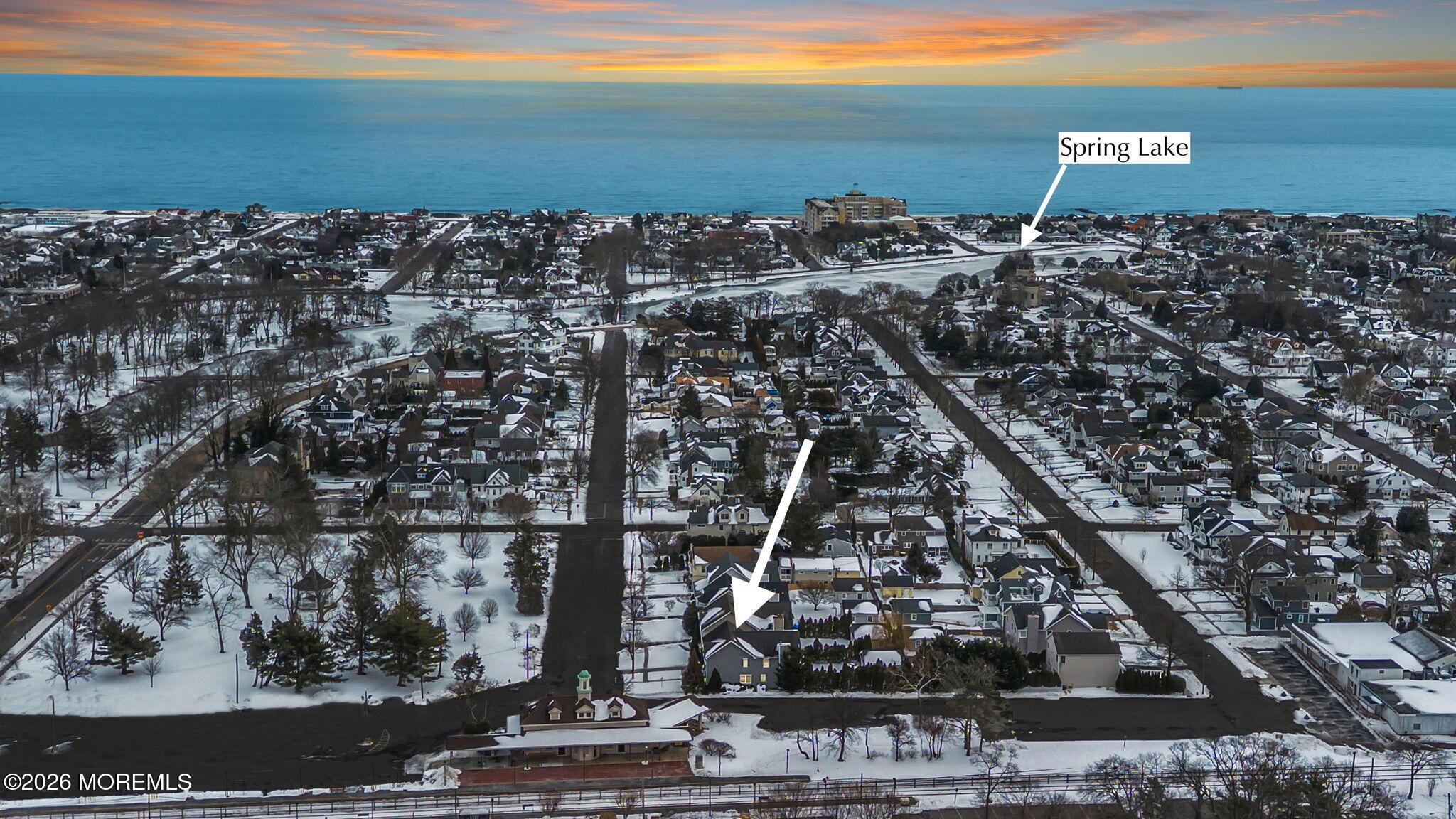 Image 4: Life at the Beach