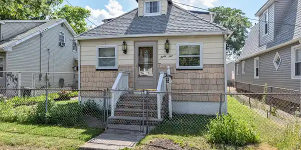 39 Lincoln Court
