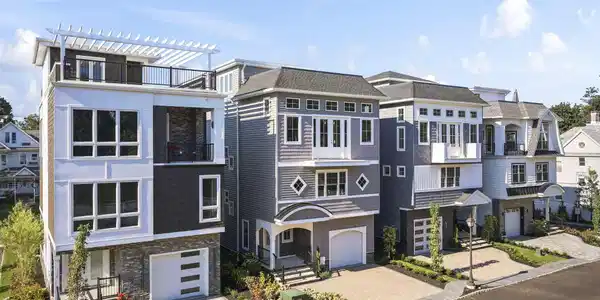 Image 2: 72-web-or-mls-LPM_4952