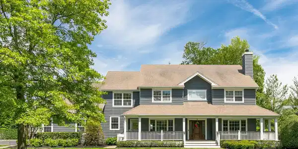 79 Iroquois Avenue