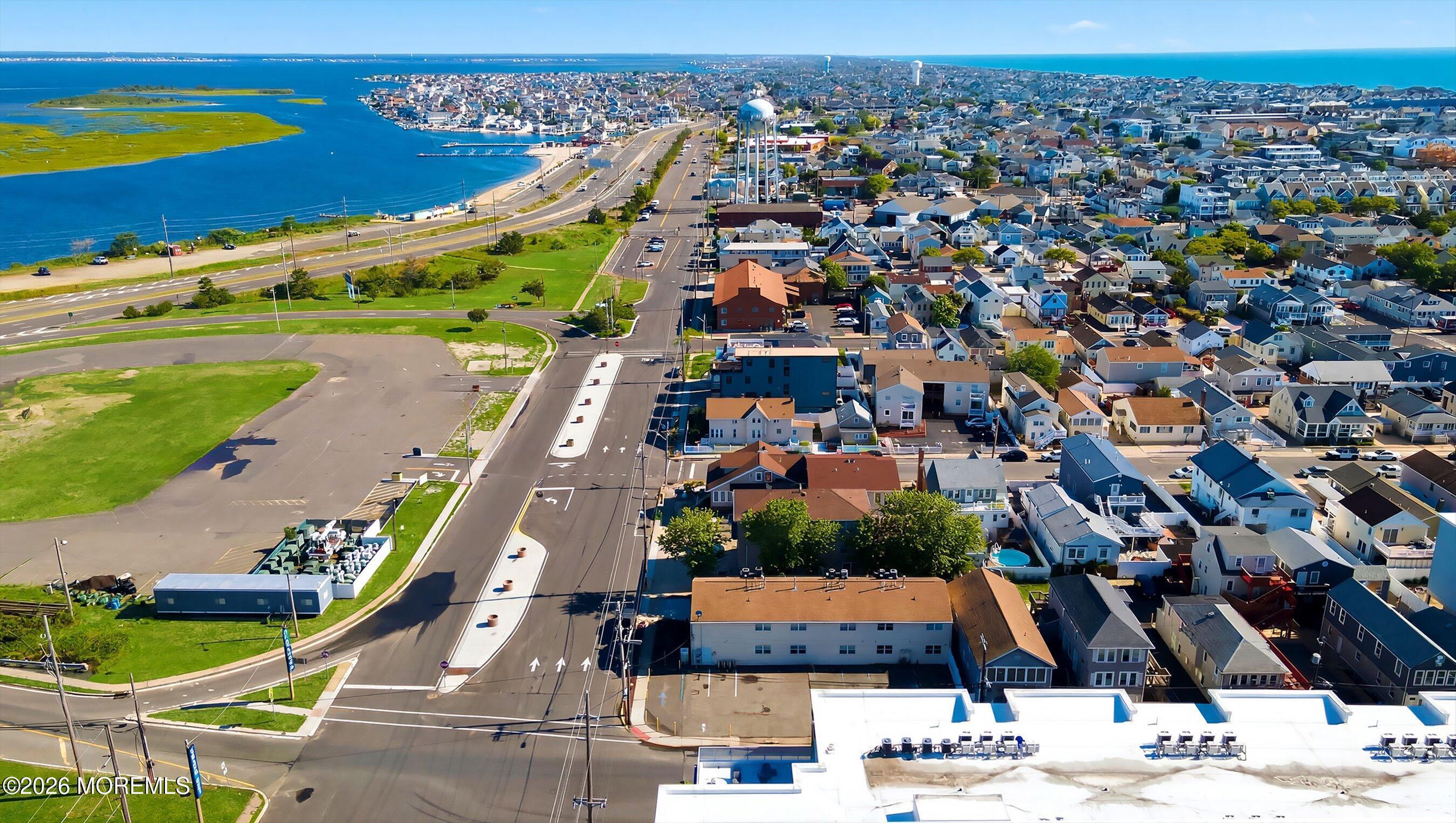 Image 4: Aerial 3