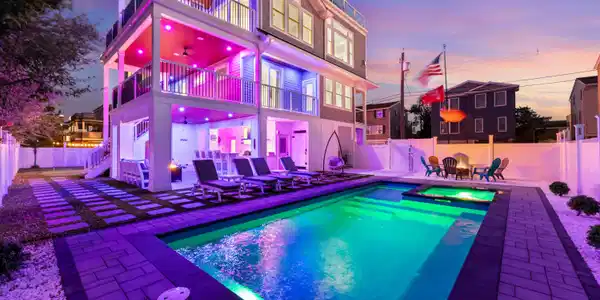 18 Mea Lane