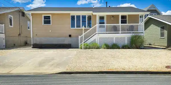 131 Kittiwake Avenue