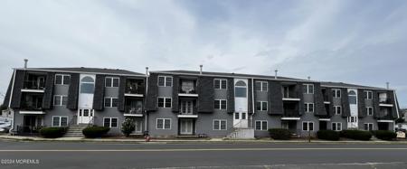 98 Beachway Avenue Unit 8