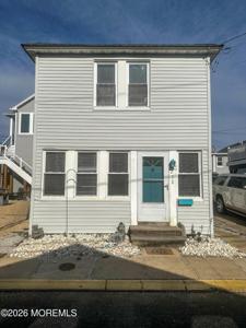 232 Bay Terrace