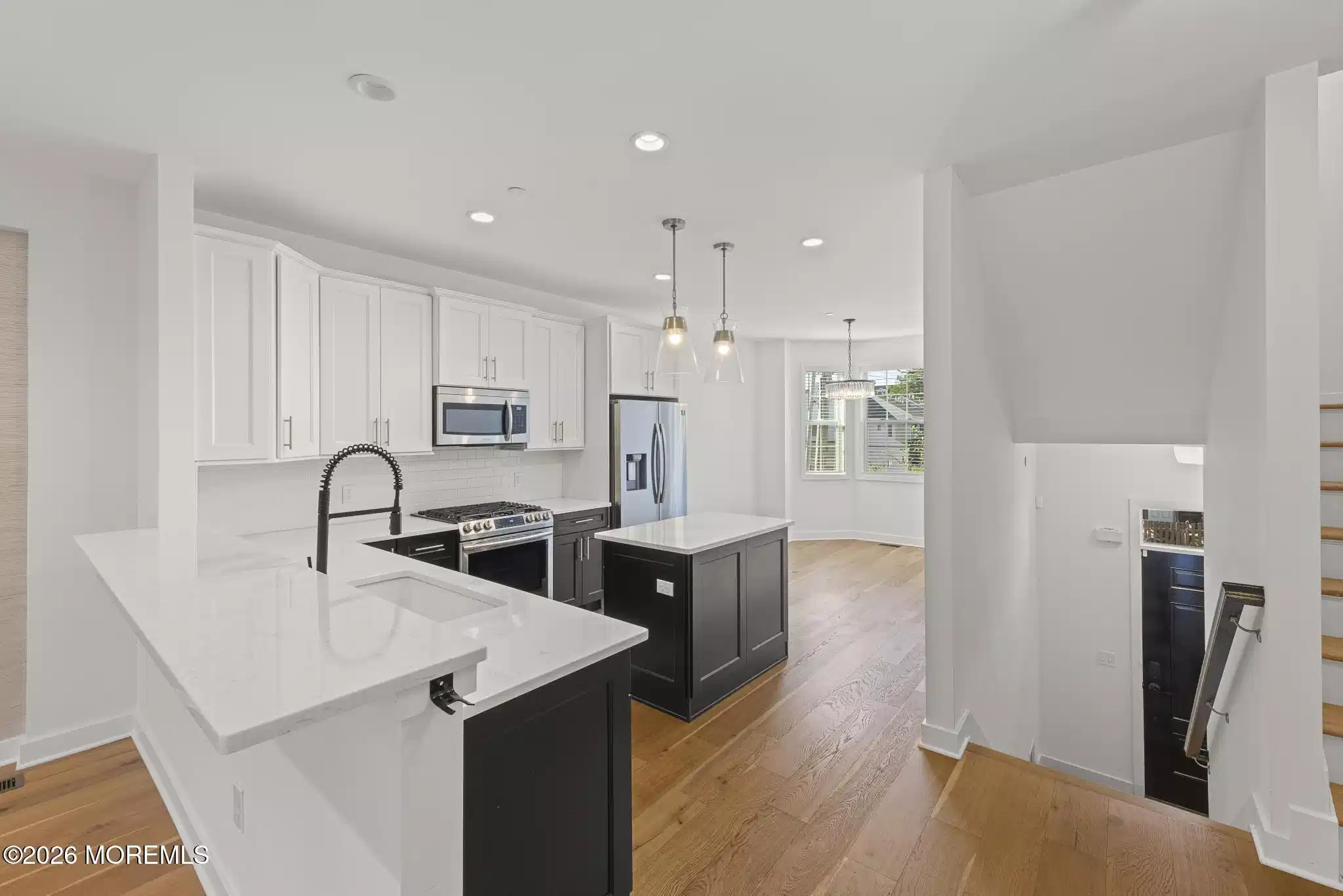 Image 1: kitchen