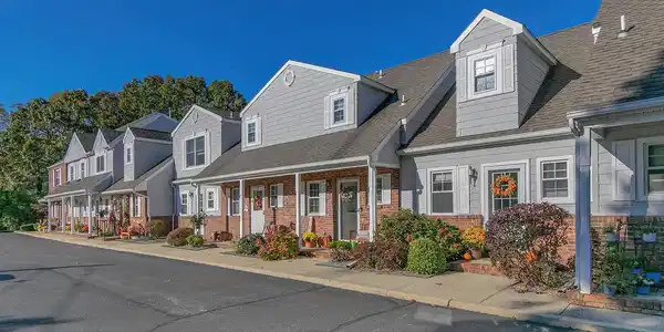 1410 Johnson Avenue Unit 8