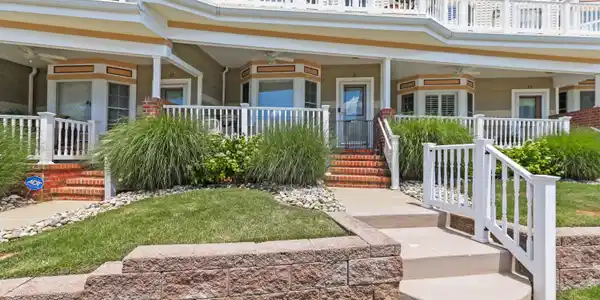 31 Pavilion Avenue