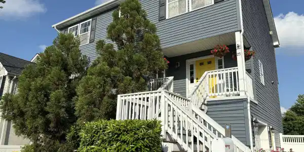 23 Brainard Avenue