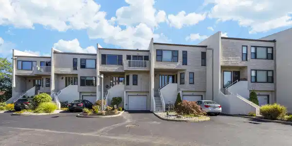 57 Bridgewaters Drive Unit 21