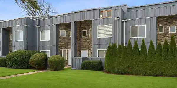 96 Cedar Avenue Unit 6
