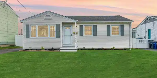 110 Griffiths Avenue