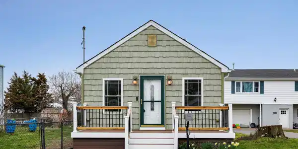142 Maple Avenue