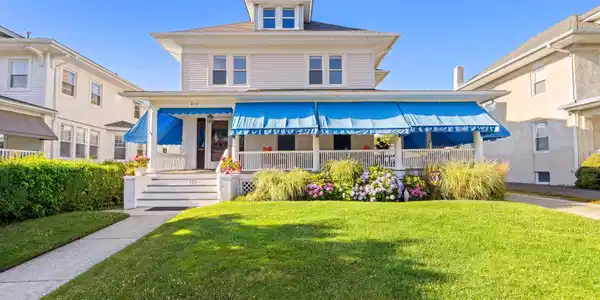 315 Spier Avenue