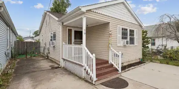 19 Randall Place