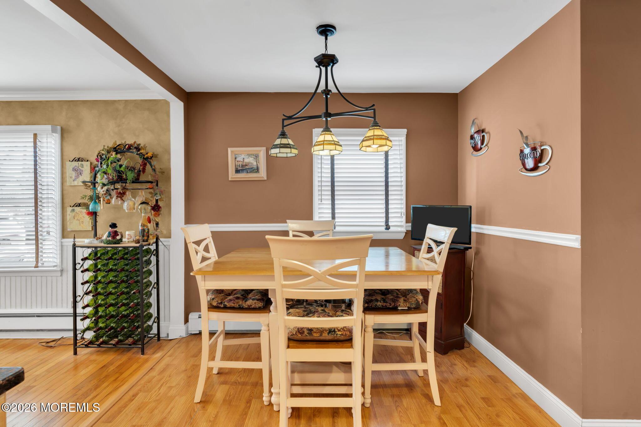 Image 4: 12-web-or-mls-DSC06620