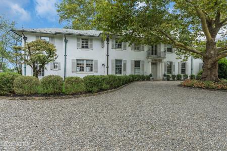 809 Navesink River Road