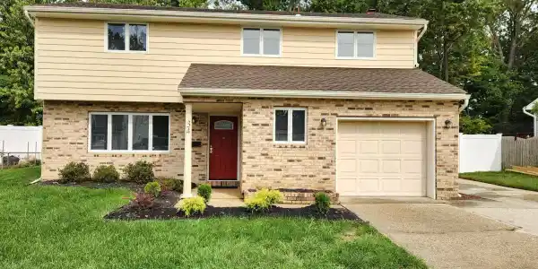 34 Hemlock Street