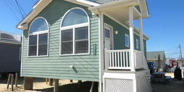 3311 Seaview Road