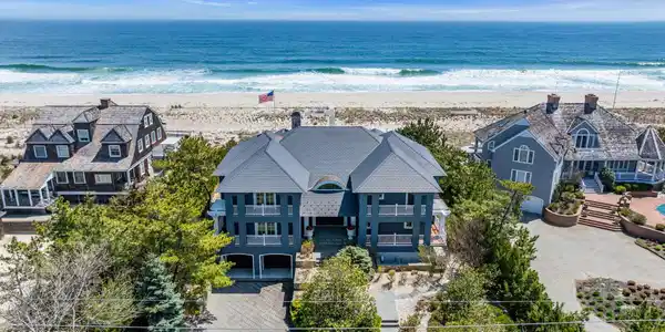 1325 Ocean Avenue