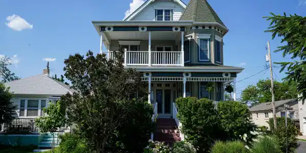 103 Inskip Avenue