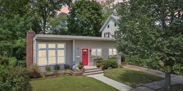 229 Mechanic Street