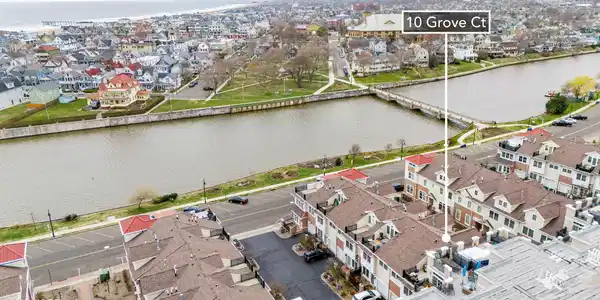 10 Grove Court Unit 20