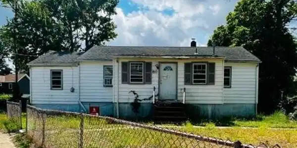 80 Seeley Avenue