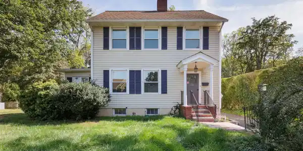 50 Willow Drive
