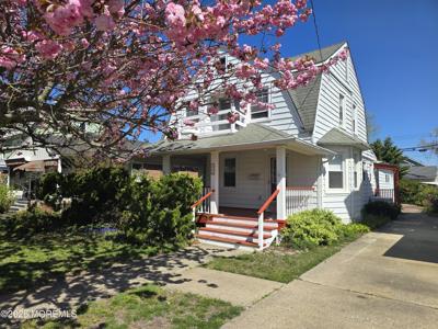 214 5th Avenue