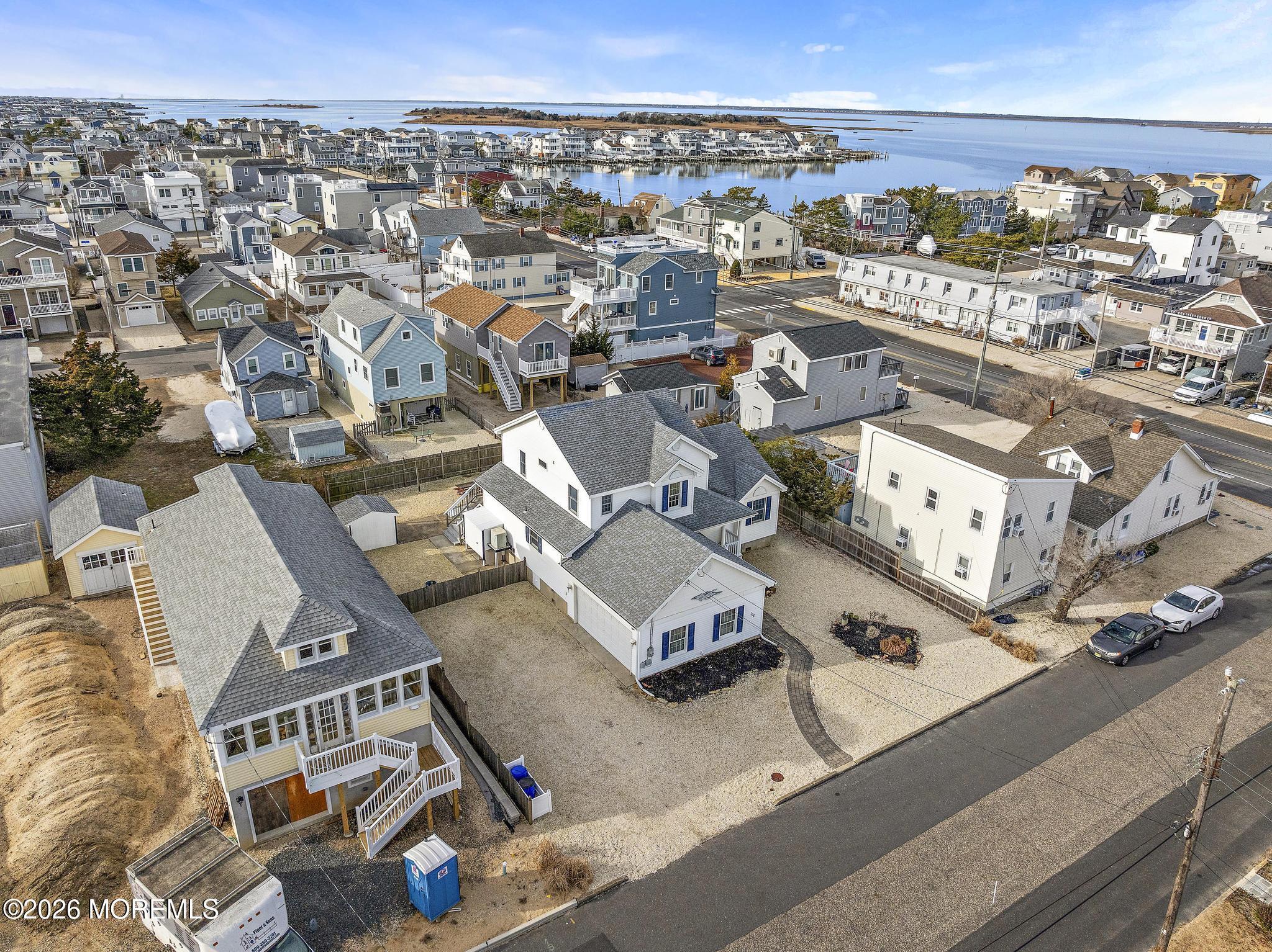 Image 3: 108 W 22nd (14)