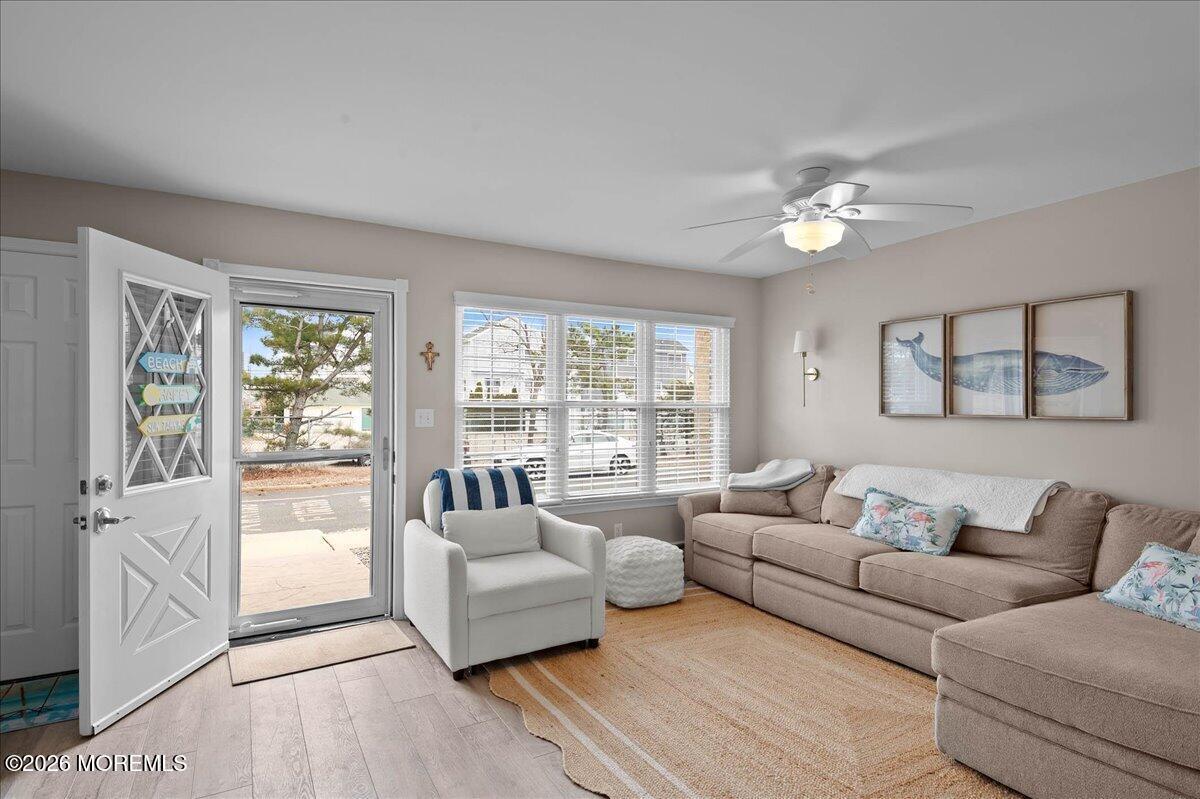 Image 4: 06-DSC_6214