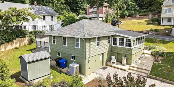 Image 4: 45 Mountainside Ave (19)