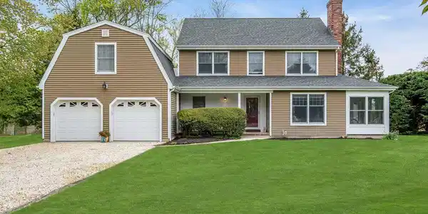 6 Cedar Drive