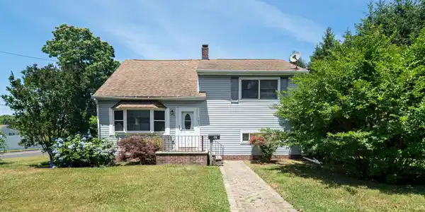 101 Apple Street