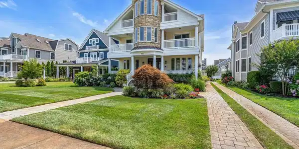 113 Salem Avenue