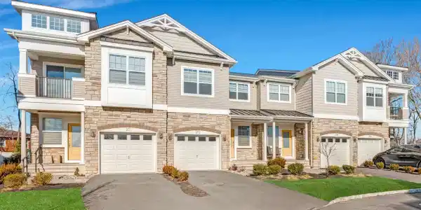 221 Brighton Avenue Unit 202