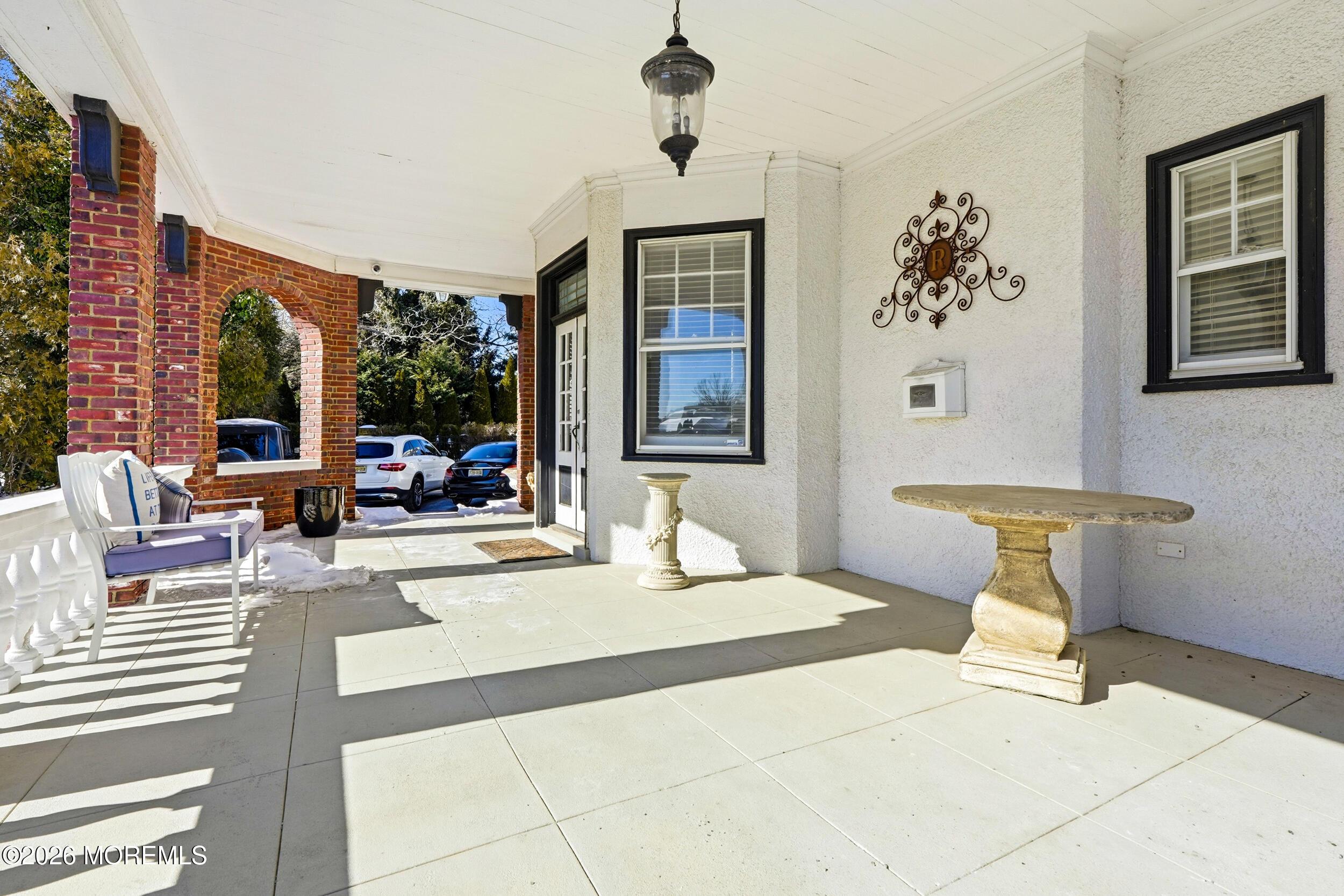 Image 3: 008 (2) (1)