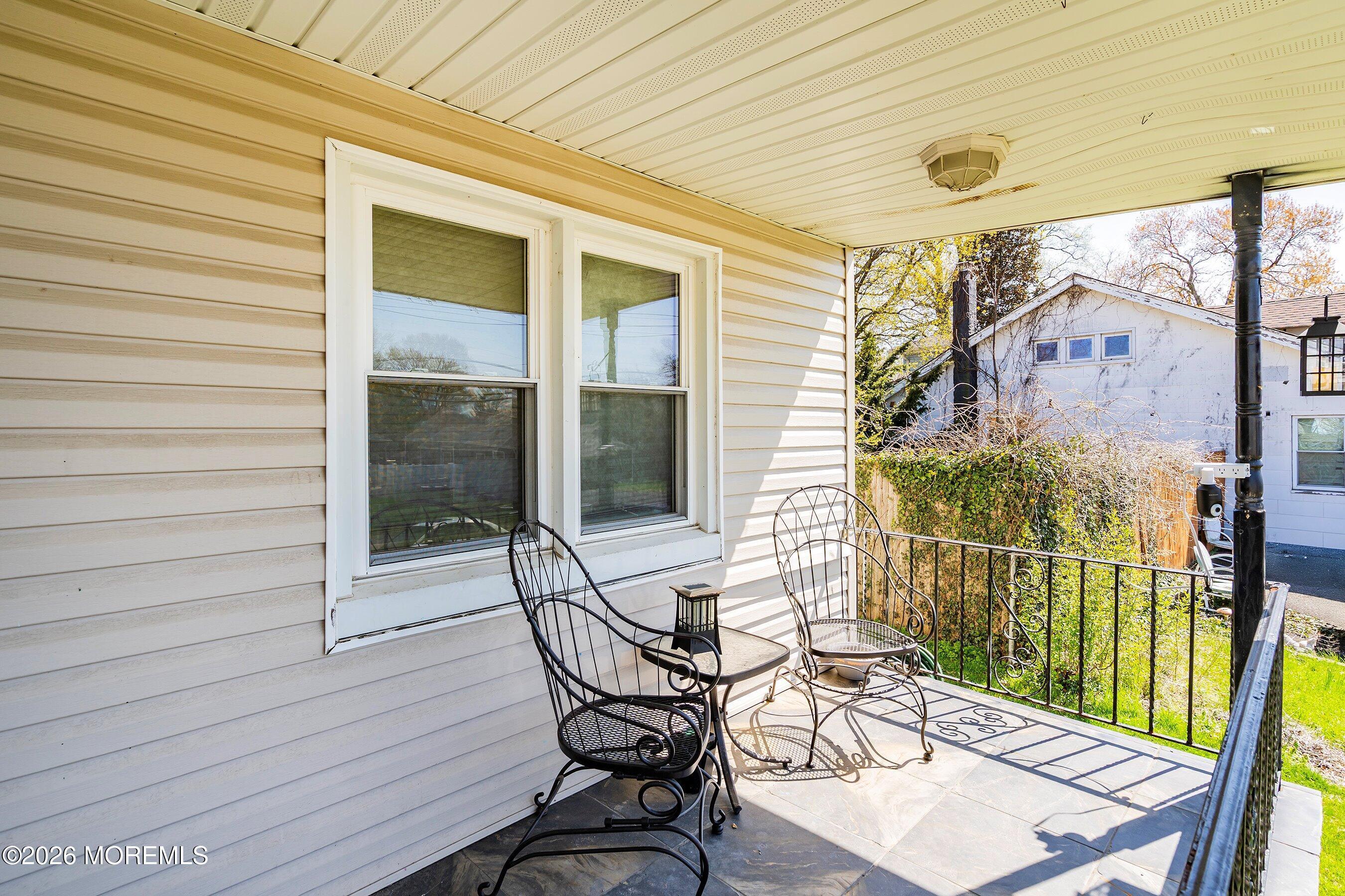 Image 2: 03-Front Porch