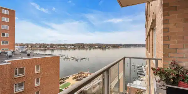 28 Riverside Avenue Unit 6M