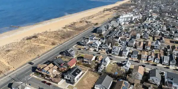 8 Oceanview Avenue