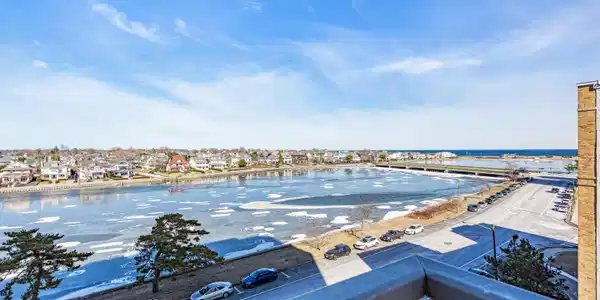 510 Deal Lake Drive Unit 6H