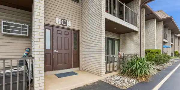 330 Shore Drive Unit C8