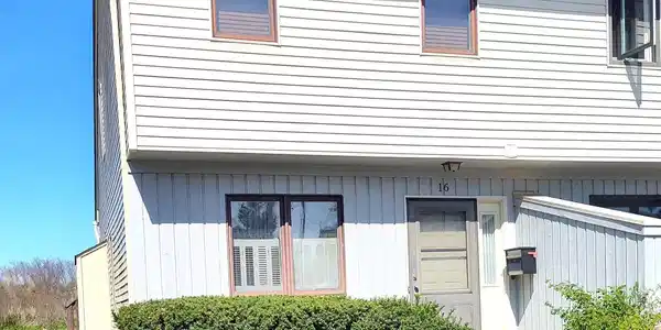 165 Shore Boulevard Unit 16