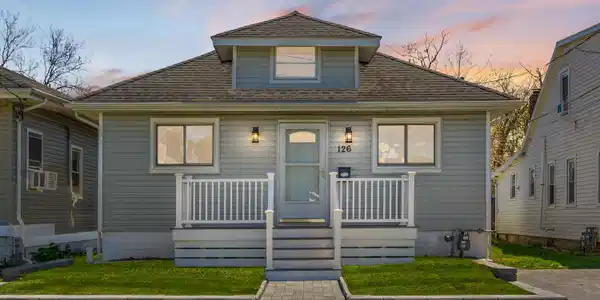 126 Seaview Avenue