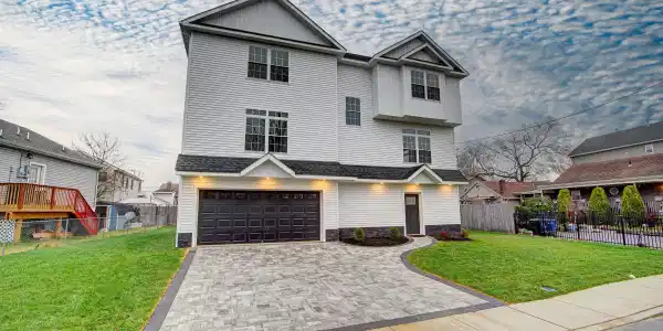 26 Woodside Avenue