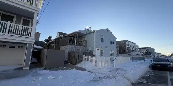 39 Sampson Avenue Unit A6